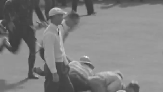 Golf fans react to BIZARRE tradition seen at 1937 PGA Championship